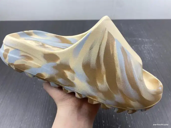 Yeezy Adidas GW1932 Slide 0502